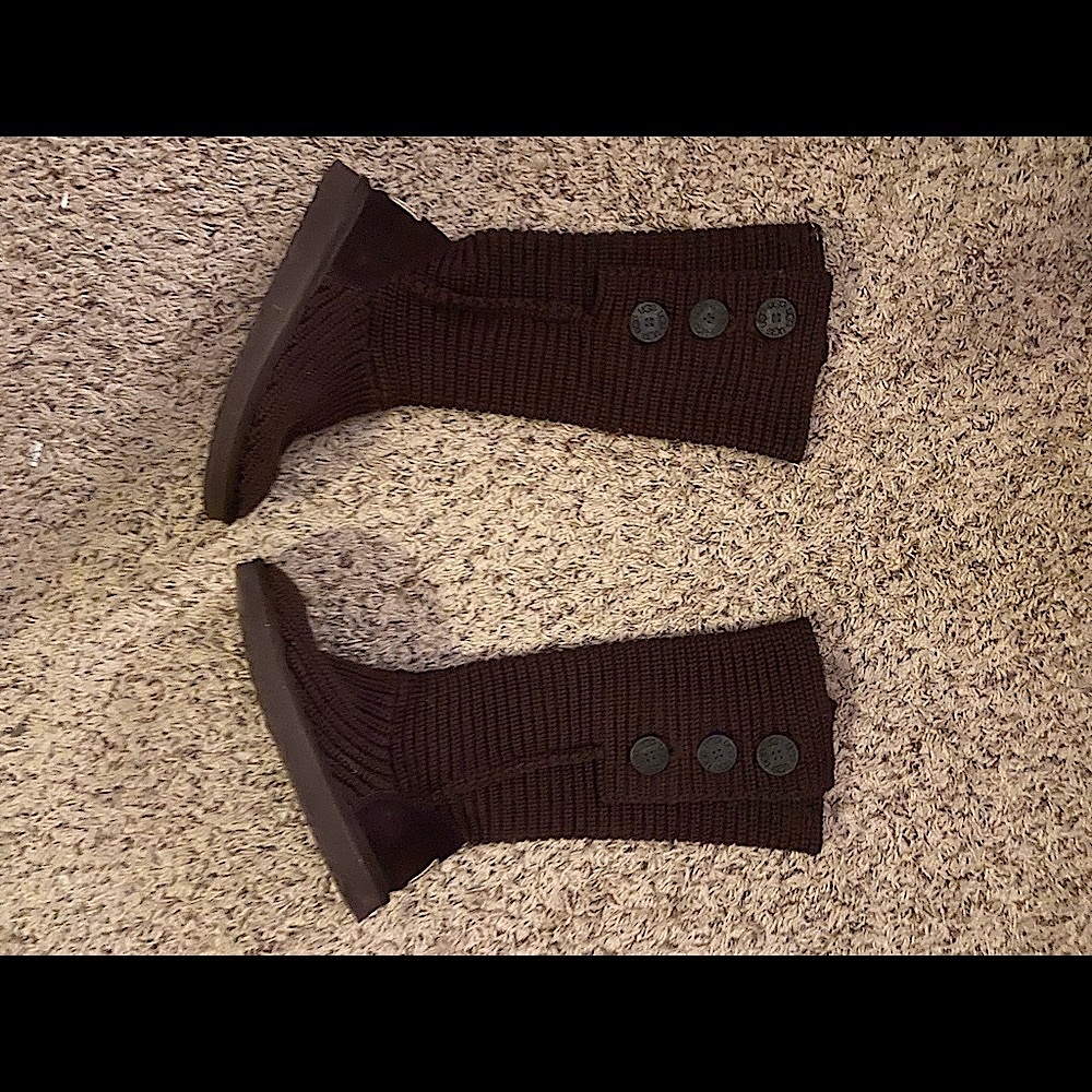 Women’s crocheted Ugg’s